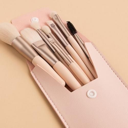 8-Piece Makeup Brush Set With Leather Case